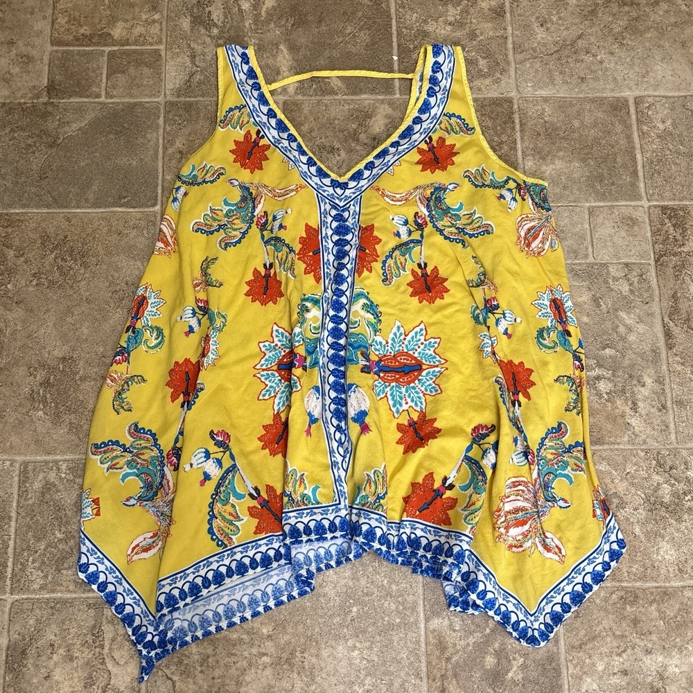 Flying Tomato Floral Handkerchief Hemline Tank Top 1X Yellow Flowy Boho Artsy